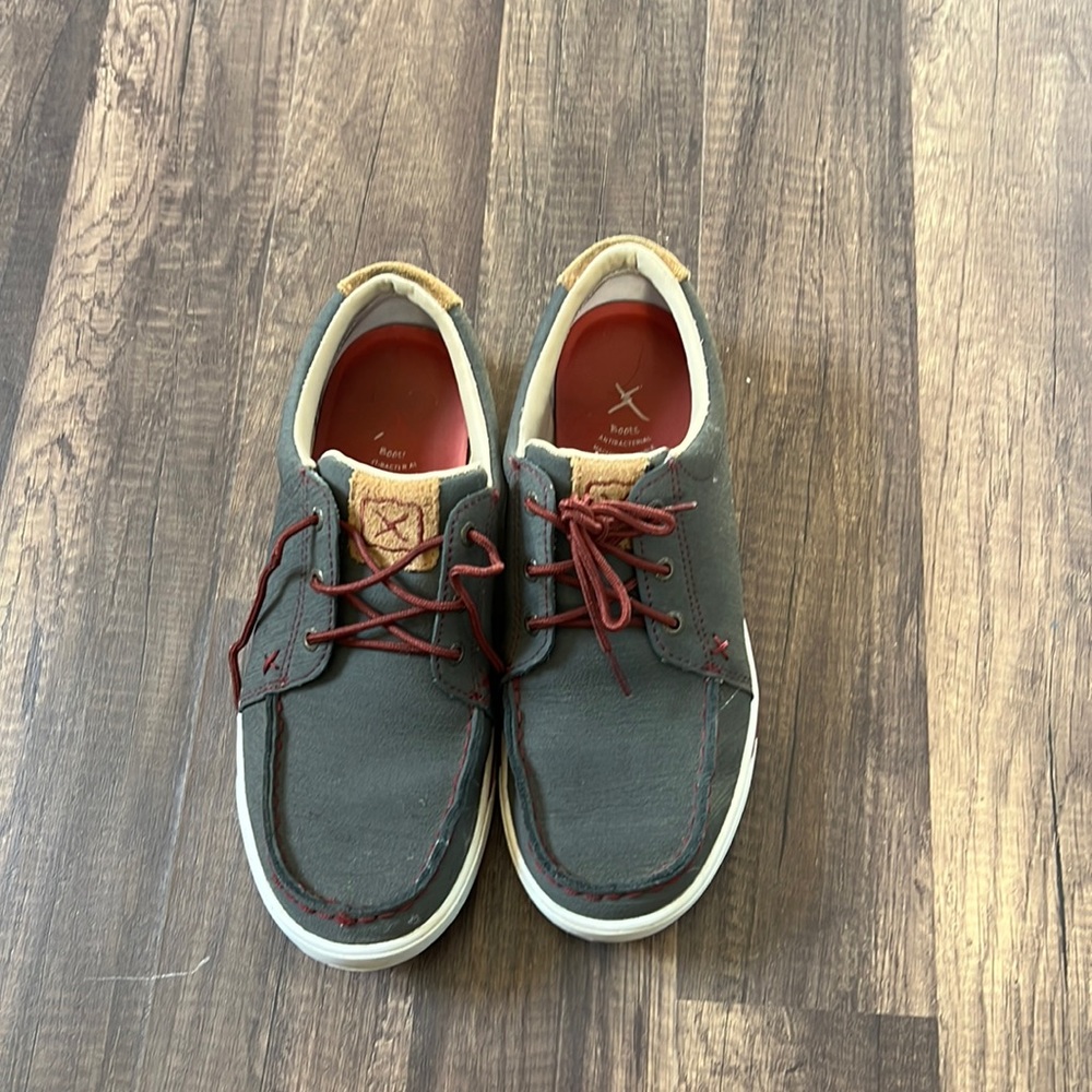 Like new twisted x shoes!